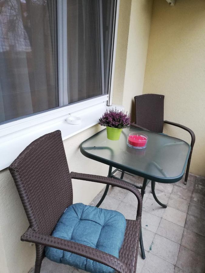 Tulip Family Apartments Eger Extérieur photo